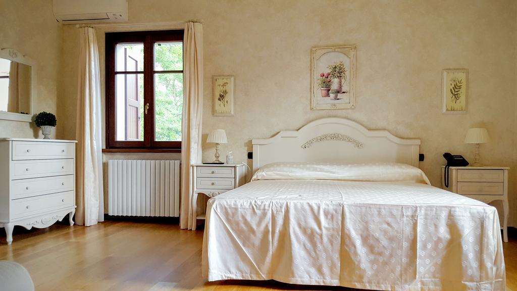 Relais Mondotella Pozzolengo Luaran gambar