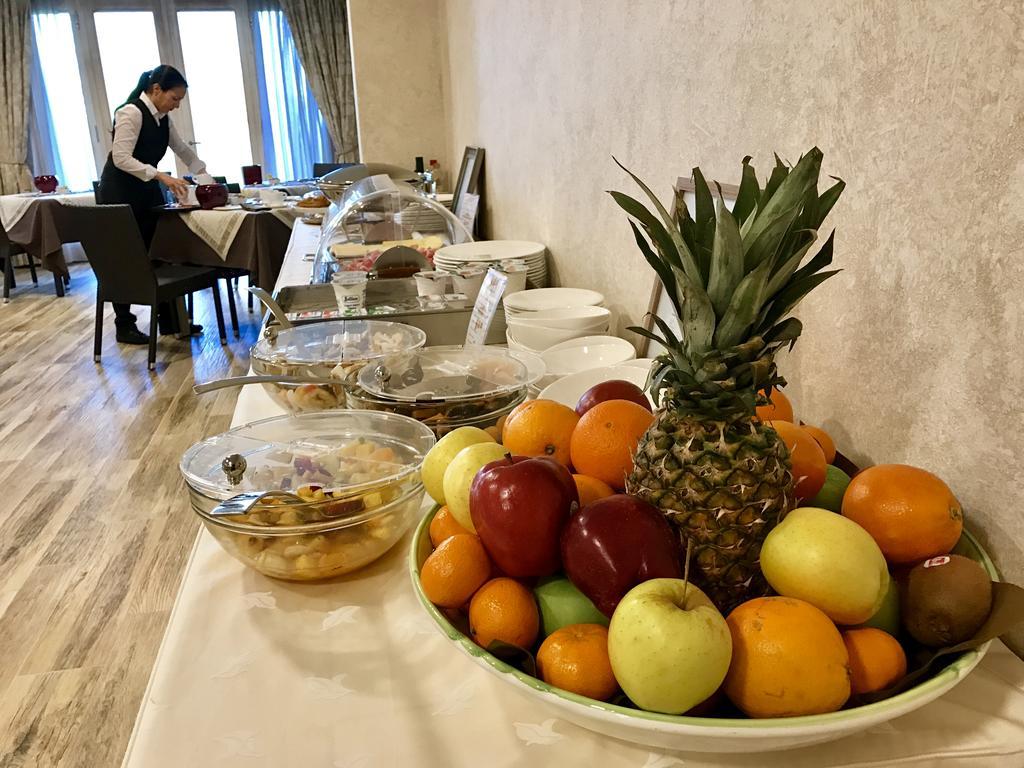 Relais Mondotella Pozzolengo Luaran gambar